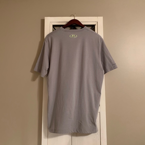 Under Armour T-Shirt - Picture 3 of 6